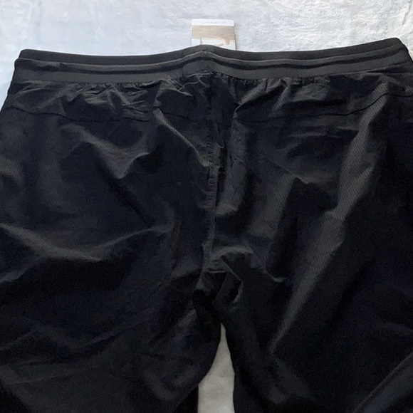 NWT: Willet - ActiveWear Capris 👟 - Picture 4 of 4